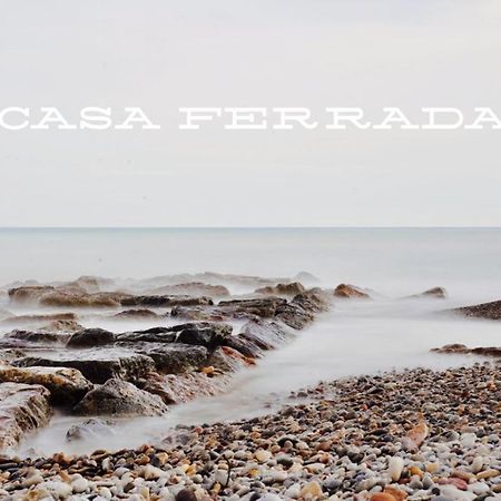 Casa Ferrada Villa บูร์เรียนา ภายนอก รูปภาพ