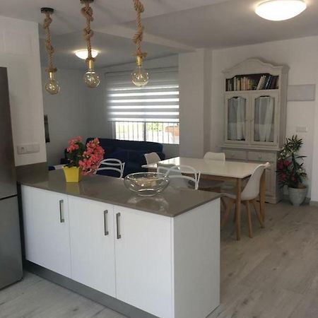 Casa Ferrada Villa บูร์เรียนา ภายนอก รูปภาพ