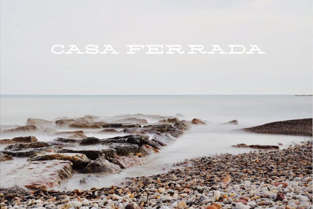 Casa Ferrada Villa บูร์เรียนา ภายนอก รูปภาพ